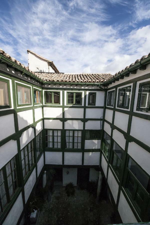 Апартаменты Atico Patio De La Plata Толедо Экстерьер фото