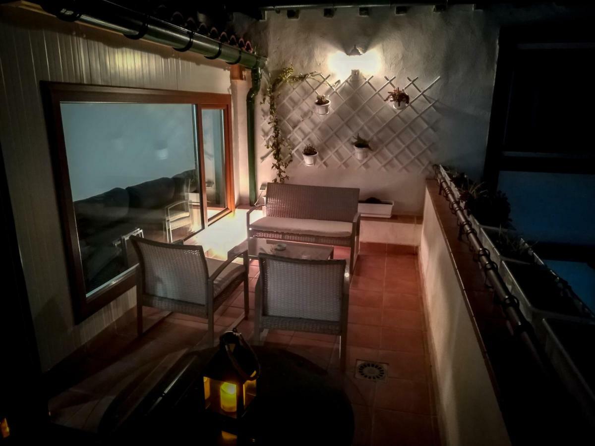 Апартаменты Atico Patio De La Plata Толедо Экстерьер фото